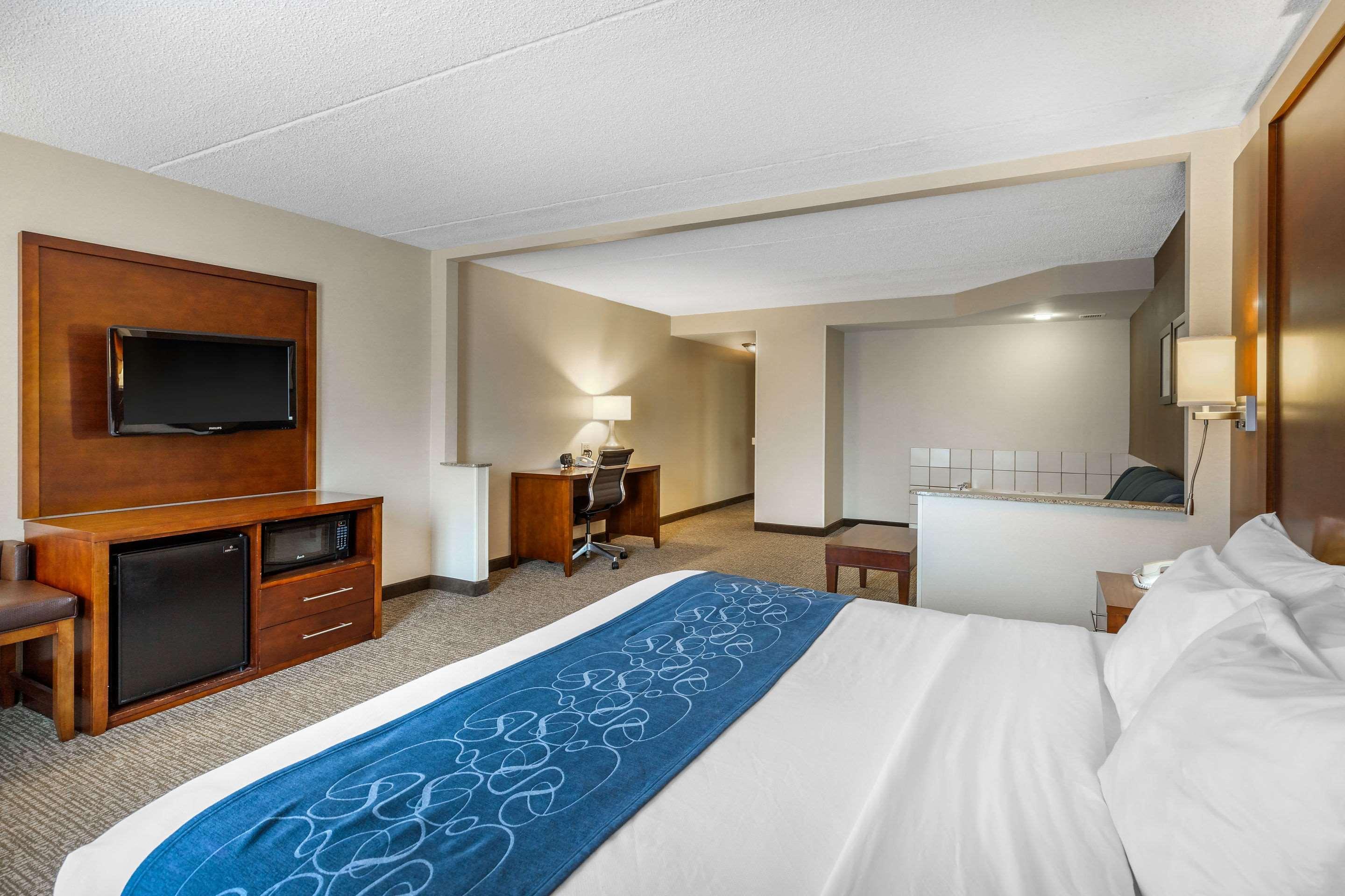 Comfort Suites Manassas Battlefield Park Exterior foto