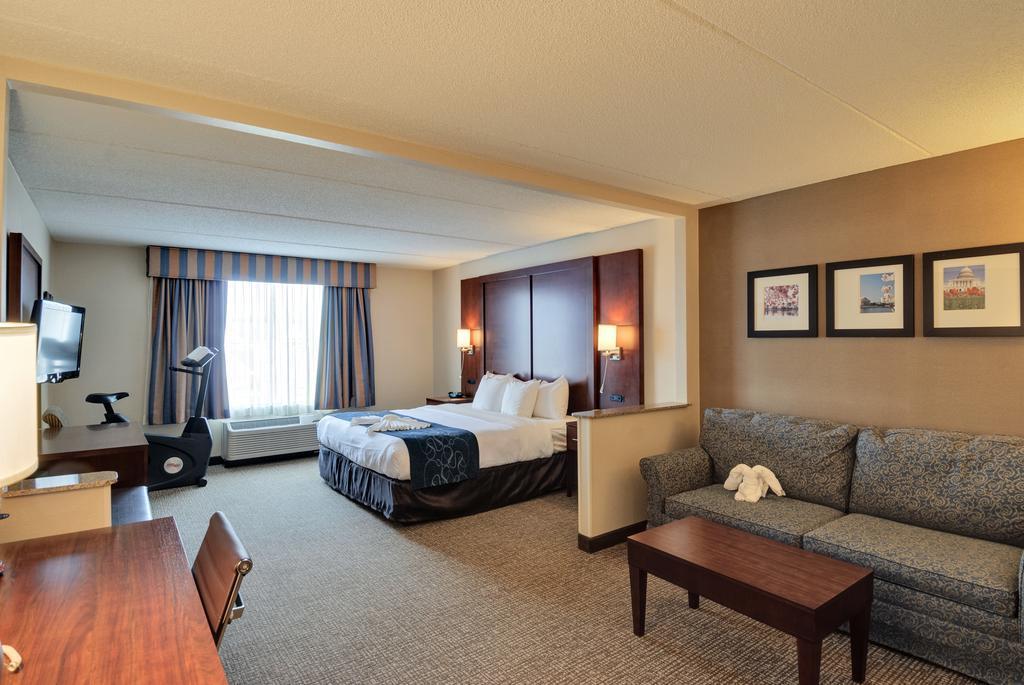 Comfort Suites Manassas Battlefield Park Exterior foto