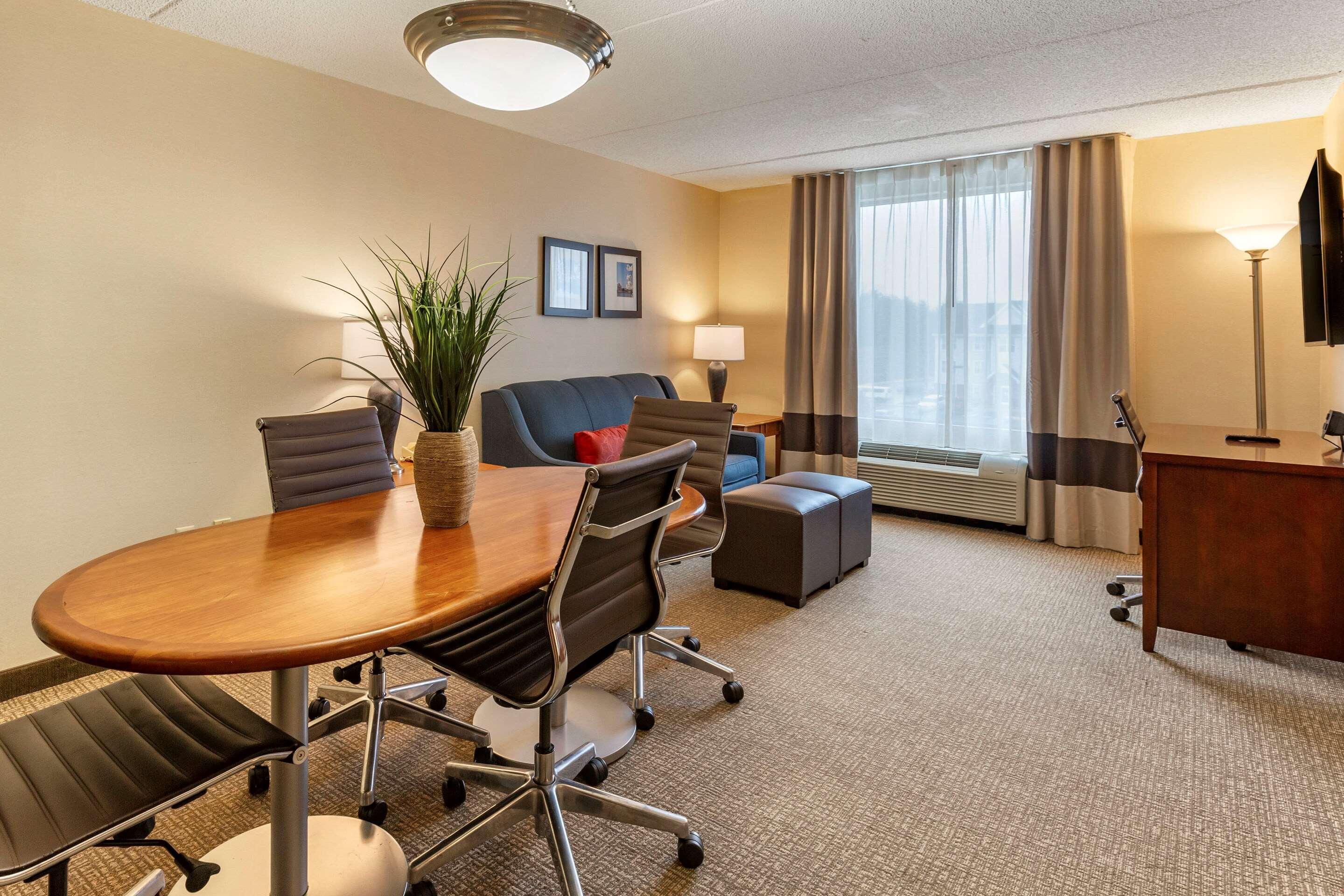 Comfort Suites Manassas Battlefield Park Exterior foto